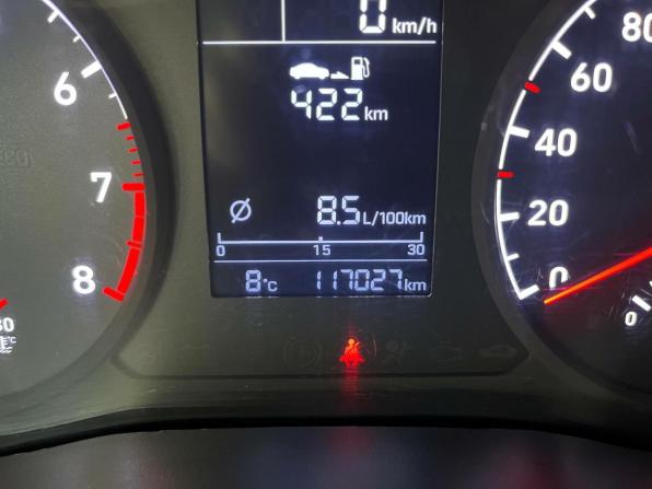 Hyundai Solaris II с пробегом 2017 года, цена 898 970 рублей, 117030 км, седан, Автокод Объявления