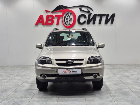 Chevrolet Niva I Рестайлинг с пробегом 2017 года, цена 749 000 рублей, 82054 км, внедорожник, Автокод Объявления