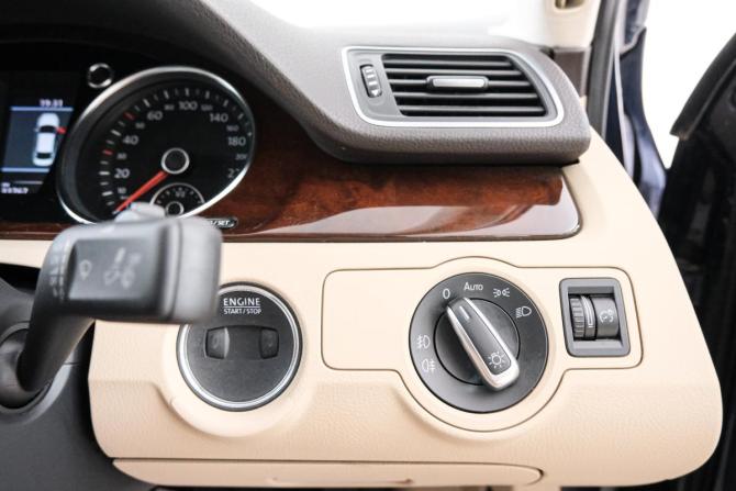 Volkswagen Passat B7 с пробегом 2013 года, цена 1 449 000 рублей, 33766 км, седан, Автокод Объявления