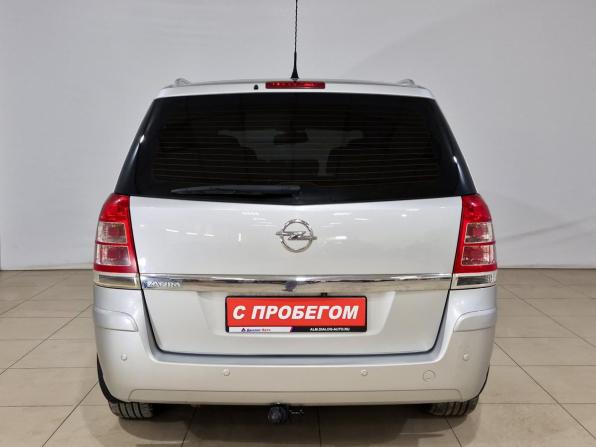 Opel Zafira B Рестайлинг с пробегом 2014 года, цена 725 000 рублей, 268400 км, минивэн, Автокод Объявления