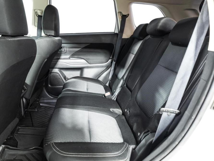 Mitsubishi Outlander III Рестайлинг 3 Санкт-Петербург  - изображение 11