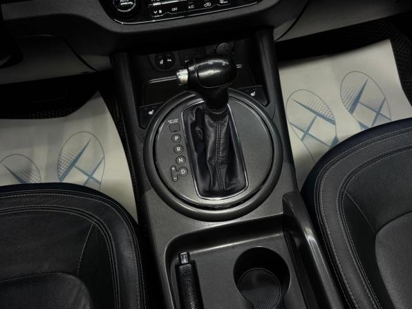 Kia Sportage III с пробегом 2012 года, цена 1 325 000 рублей, 215429 км, внедорожник, Автокод Объявления