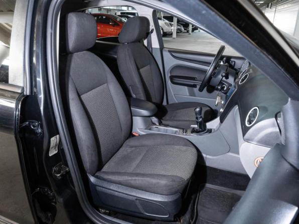 Ford Focus II Рестайлинг с пробегом 2010 года, цена 649 000 рублей, 206669 км, хэтчбек, Автокод Объявления