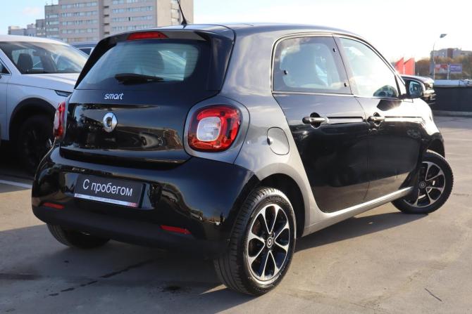 Smart Forfour II с пробегом 2016 года, цена 1 099 000 рублей, 54000 км, хэтчбек, Автокод Объявления