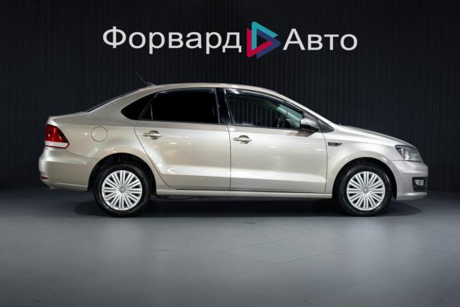 Volkswagen Polo V Рестайлинг с пробегом 2018 года, цена 1 176 000 рублей, 231378 км, седан, Автокод Объявления