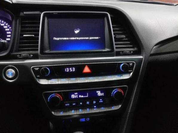 Hyundai Sonata VII (LF) Рестайлинг с пробегом 2019 года, цена 1 690 000 рублей, 155500 км, седан, Автокод Объявления