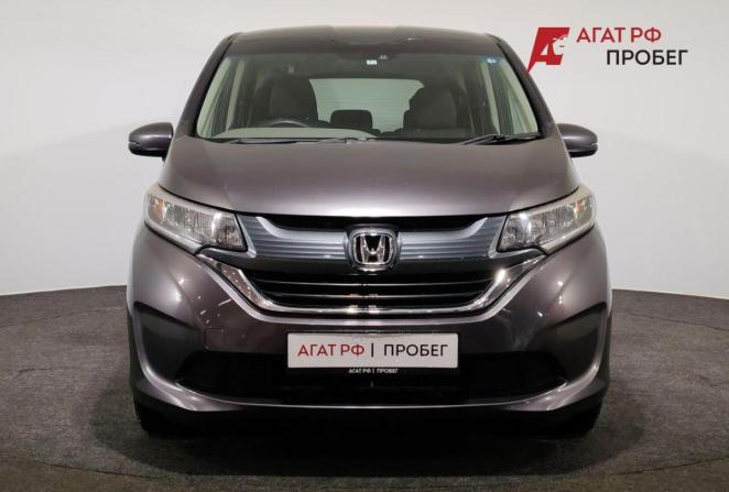 Honda Freed II с пробегом 2019 года, цена 1 490 000 рублей, 96084 км, компактвэн, Автокод Объявления