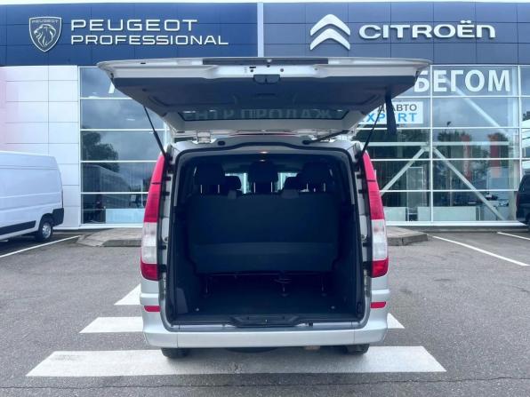 Mercedes-Benz Vito II (W639) Рестайлинг с пробегом 2013 года, цена 2 100 000 рублей, 235000 км, минивэн, Автокод Объявления