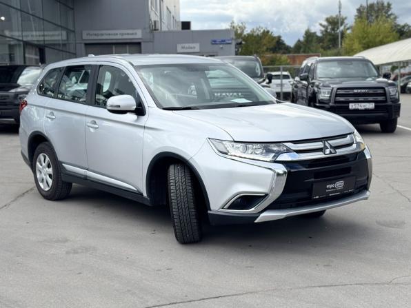Mitsubishi Outlander III Рестайлинг 2 с пробегом 2017 года, цена 1 639 000 рублей, 117850 км, внедорожник, Автокод Объявления