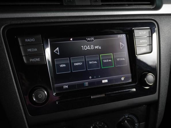 Skoda Rapid I Рестайлинг с пробегом 2018 года, цена 1 339 000 рублей, 123745 км, лифтбек, Автокод Объявления