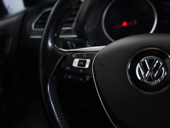Volkswagen Tiguan II с пробегом 2020 года, цена 1 999 000 рублей, 179212 км, внедорожник, Автокод Объявления