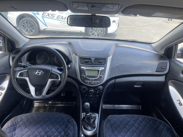 Hyundai Solaris I с пробегом 2013 года, цена 728 500 рублей, 128613 км, седан, Автокод Объявления