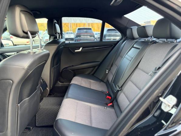 Mercedes-Benz C-Класс III (W204) Рестайлинг с пробегом 2012 года, цена 1 150 000 рублей, 278000 км, седан, Автокод Объявления