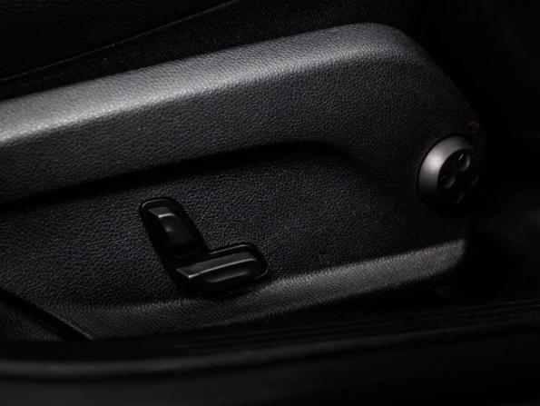 Mercedes-Benz E-Класс V (W213 S213 C238) Рестайлинг с пробегом 2021 года, цена 4 098 000 рублей, 128000 км, седан, Автокод Объявления