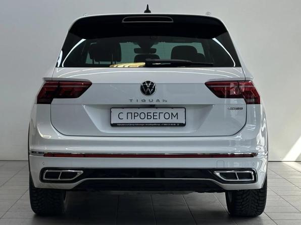 Volkswagen Tiguan II Рестайлинг с пробегом 2021 года, цена 3 390 000 рублей, 54101 км, внедорожник, Автокод Объявления