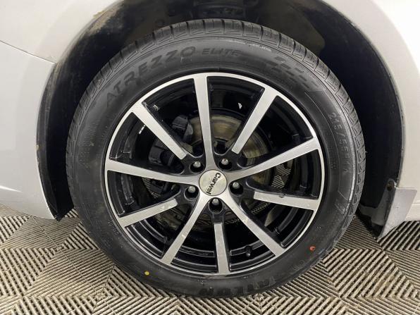 Chevrolet Cruze I с пробегом 2011 года, цена 759 000 рублей, 191331 км, хэтчбек, Автокод Объявления