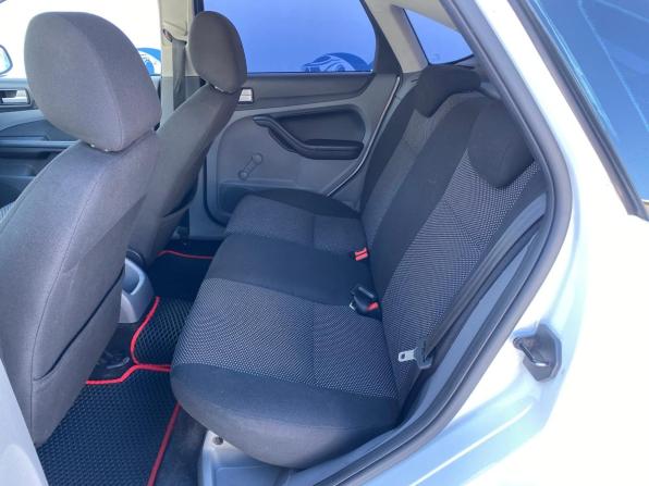 Ford Focus II Рестайлинг с пробегом 2010 года, цена 385 000 рублей, 260454 км, хэтчбек, Автокод Объявления