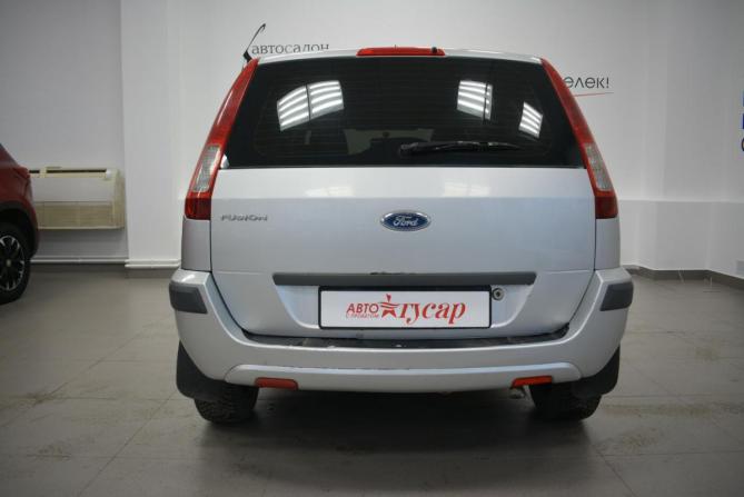 Ford Fusion I Рестайлинг с пробегом 2006 года, цена 399 000 рублей, 140000 км, хэтчбек, Автокод Объявления