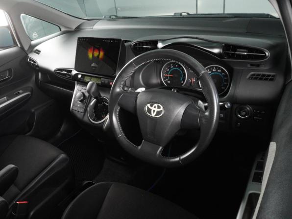 Toyota Wish II с пробегом 2009 года, цена 1 239 000 рублей, 162773 км, минивэн, Автокод Объявления
