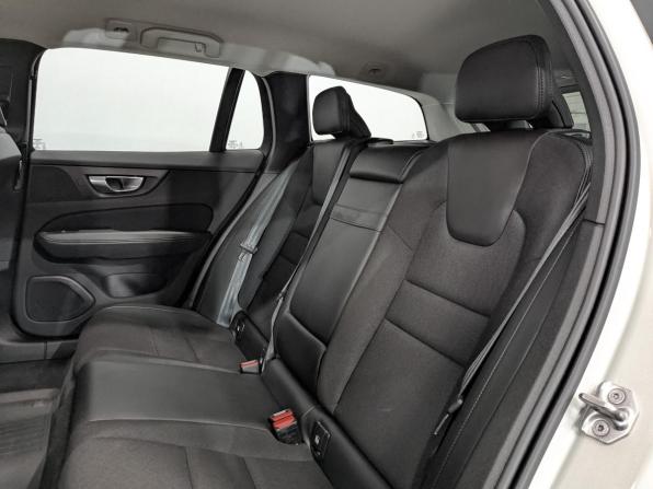 Volvo V60 Cross Country II с пробегом 2021 года, цена 4 165 000 рублей, 49003 км, универсал, Автокод Объявления