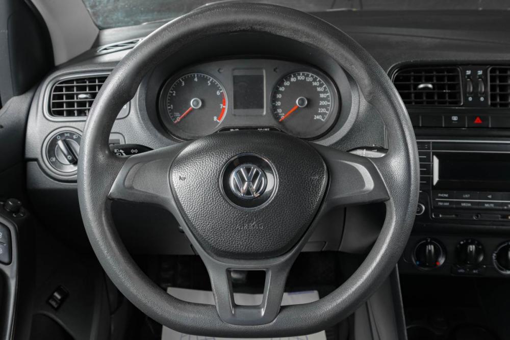 Volkswagen Polo V Рестайлинг Тюмень  - изображение 14