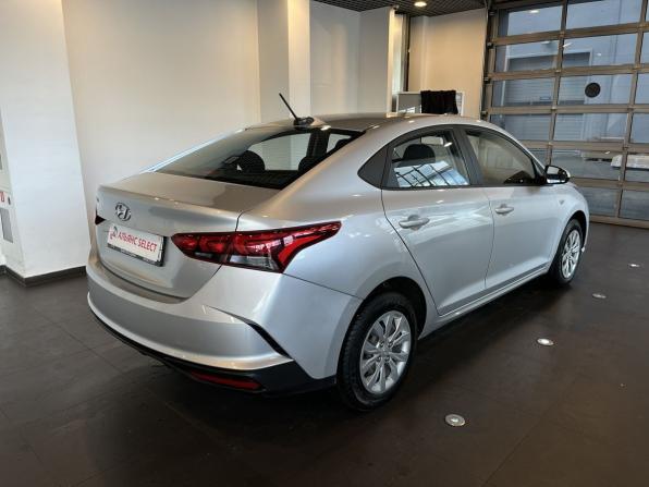 Hyundai Solaris II Рестайлинг с пробегом 2021 года, цена 1 533 000 рублей, 135001 км, седан, Автокод Объявления