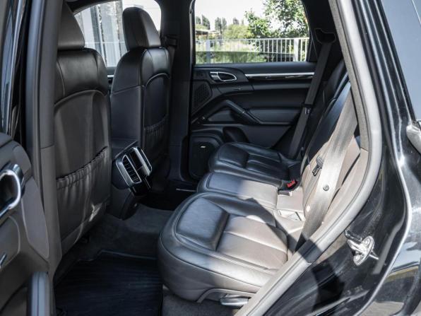 Porsche Cayenne II Рестайлинг (958) с пробегом 2015 года, цена 3 670 000 рублей, 207238 км, внедорожник, Автокод Объявления