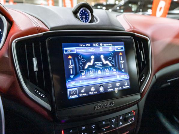 Maserati Ghibli III Рестайлинг с пробегом 2019 года, цена 5 500 000 рублей, 53026 км, седан, Автокод Объявления