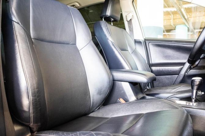 Toyota RAV4 IV (XA40) с пробегом 2014 года, цена 2 399 000 рублей, 136025 км, внедорожник, Автокод Объявления