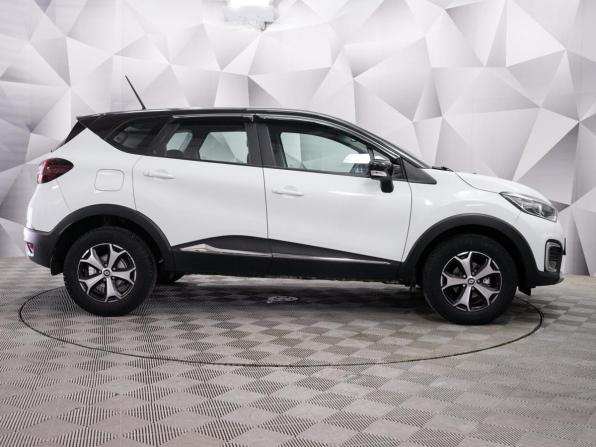 Renault Kaptur I Рестайлинг с пробегом 2021 года, цена 1 515 000 рублей, 39070 км, внедорожник, Автокод Объявления