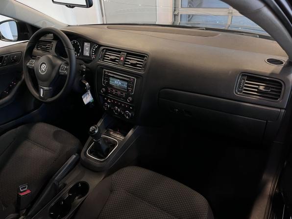 Volkswagen Jetta VI с пробегом 2014 года, цена 980 000 рублей, 107341 км, седан, Автокод Объявления