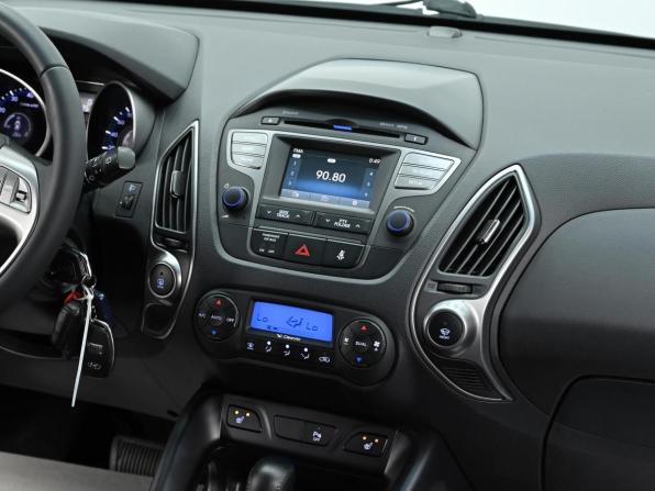 Hyundai ix35 I Рестайлинг с пробегом 2014 года, цена 1 149 000 рублей, 125000 км, внедорожник, Автокод Объявления