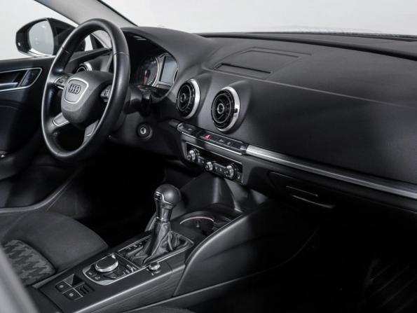Audi A3 III (8V) с пробегом 2015 года, цена 1 279 000 рублей, 179729 км, седан, Автокод Объявления