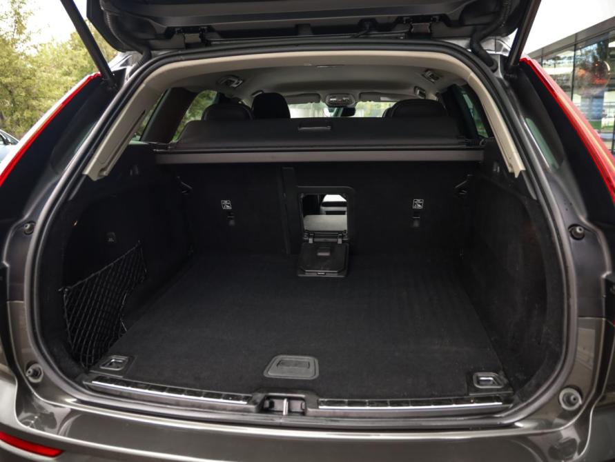 Volvo XC60 II Рестайлинг Санкт-Петербург  - изображение 32