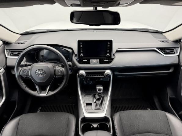 Toyota RAV4 V (XA50) с пробегом 2021 года, цена 3 428 000 рублей, 40422 км, внедорожник, Автокод Объявления
