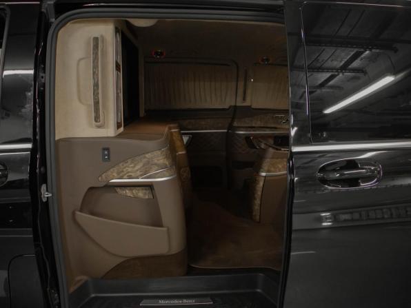 Новый Mercedes-Benz V-Класс III (W447) Рестайлинг 2 2025 года, цена 34 300 000 рублей, минивэн, Автокод Объявления