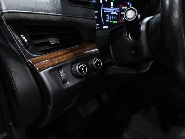 Cadillac Escalade IV с пробегом 2016 года, цена 3 649 989 рублей, 165142 км, внедорожник, Автокод Объявления