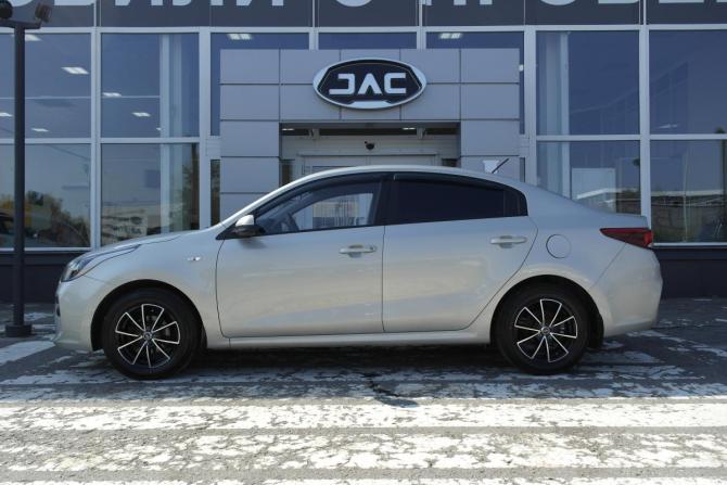 Kia Rio IV с пробегом 2020 года, цена 1 390 000 рублей, 78000 км, седан, Автокод Объявления