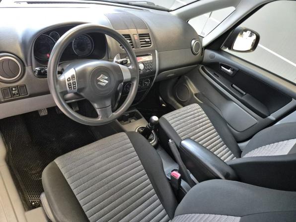 Suzuki SX4 I (Classic) Рестайлинг с пробегом 2013 года, цена 649 000 рублей, 303504 км, хэтчбек, Автокод Объявления