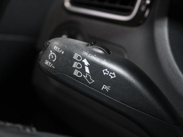 Volkswagen Polo V Рестайлинг с пробегом 2019 года, цена 1 259 900 рублей, 140549 км, седан, Автокод Объявления