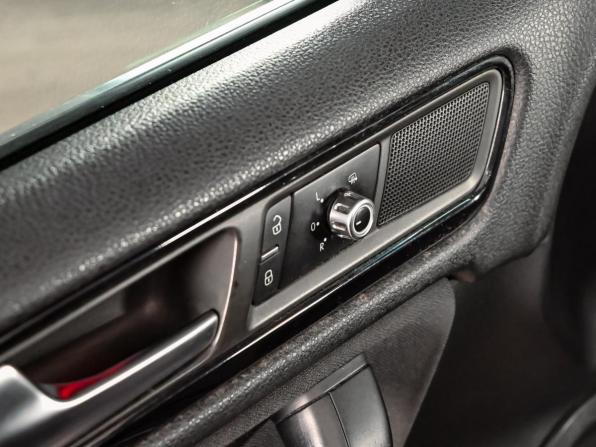 Volkswagen Touareg II с пробегом 2011 года, цена 1 620 000 рублей, 264190 км, внедорожник, Автокод Объявления