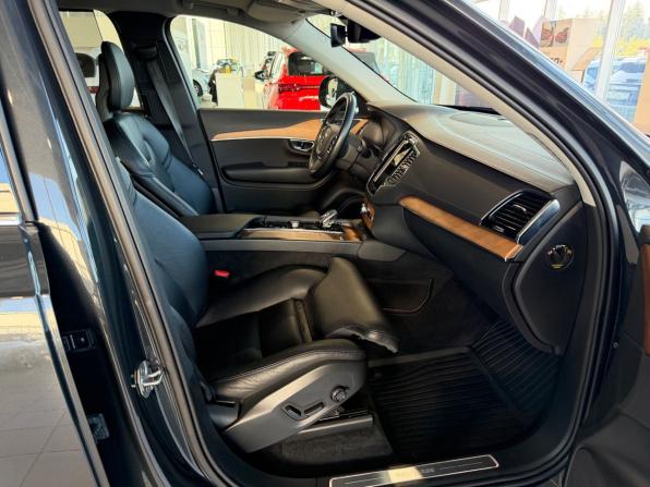 Volvo XC90 II Рестайлинг 1 с пробегом 2020 года, цена 5 545 900 рублей, 63554 км, внедорожник, Автокод Объявления