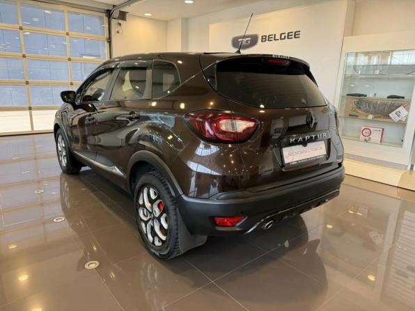 Renault Kaptur I с пробегом 2016 года, цена 939 000 рублей, 272787 км, внедорожник, Автокод Объявления