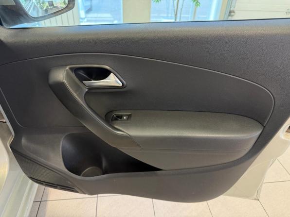 Volkswagen Polo V с пробегом 2013 года, цена 837 000 рублей, 91000 км, седан, Автокод Объявления
