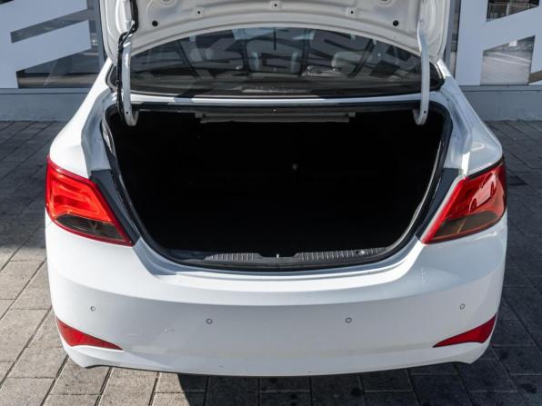 Hyundai Solaris I Рестайлинг с пробегом 2016 года, цена 1 060 000 рублей, 223333 км, седан, Автокод Объявления