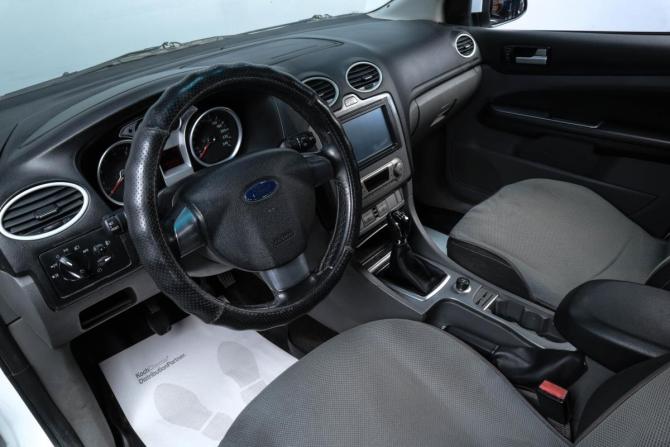 Ford Focus II Рестайлинг с пробегом 2010 года, цена 649 000 рублей, 226249 км, хэтчбек, Автокод Объявления