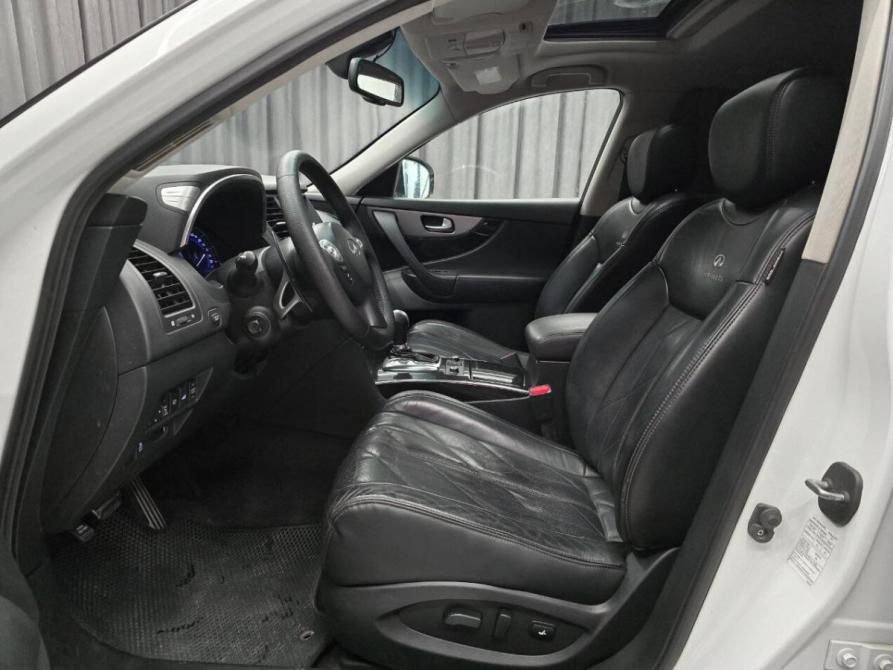 Infiniti QX70 Красноярск  - изображение 8