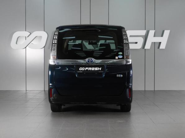 Toyota Voxy III (R80) с пробегом 2015 года, цена 1 889 000 рублей, 201106 км, минивэн, Автокод Объявления