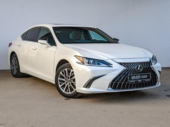 Lexus ES VII Рестайлинг с пробегом 2023 года, цена 4 525 000 рублей, 25601 км, седан, Автокод Объявления