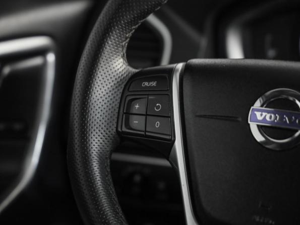 Volvo XC60 I Рестайлинг с пробегом 2016 года, цена 1 539 000 рублей, 326871 км, внедорожник, Автокод Объявления